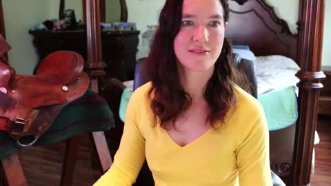 ThornburyRose online show from 03-02-26, 07:43