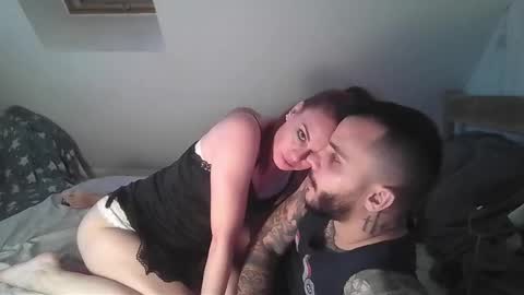 threesomeshome online show from 11-30-25, 01:20