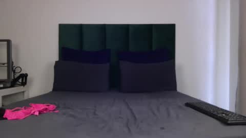 throatgoat2121 online show from 10-25-25, 08:22