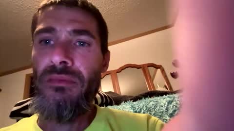 throbbing8585 online show from 06-08-26, 07:20