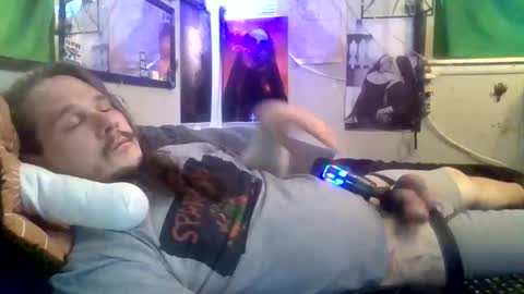 Snapshot of thunder8u42 chatting on 03-04-26, 12:55 thunder8u42 online show from 03-04-26, 12:55