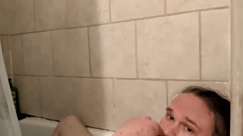 Snapshot of thunder8u42 chatting on 03-14-26, 09:37 thunder8u42 online show from 03-14-26, 09:37