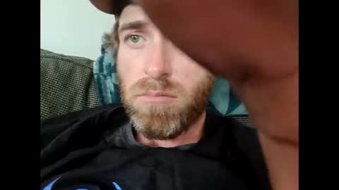 Snapshot of thuzi0n chatting on 10-24-25, 01:13 thuzi0n online show from 10-24-25, 01:13