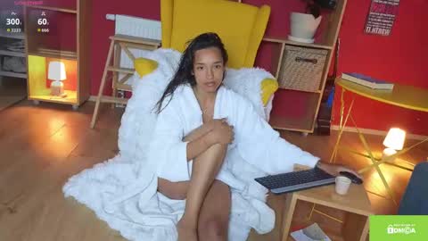 Snapshot of tia_j chatting on 05-07-26, 05:18 tia_j online show from 05-07-26, 05:18