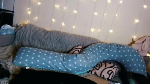 Snapshot of tia_meow chatting on 04-07-26, 05:46 tiameow online show from 04-07-26, 05:46