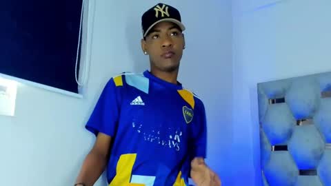 tiago_xxx_ online show from 10-17-25, 09:28