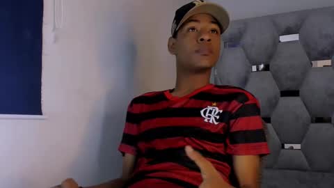 tiago_xxx_ online show from 10-20-25, 08:20
