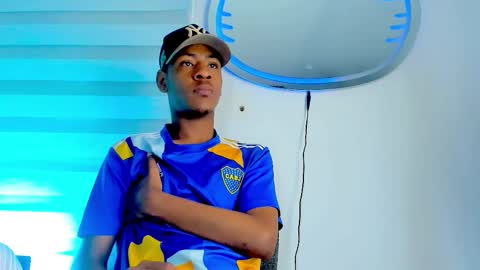 tiago_xxx_ online show from 11-12-25, 12:00