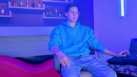   online show from 05-03-26, 03:01