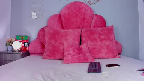 TIANA  online show from 12-24-24, 04:11