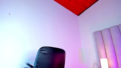 TIANA  online show from 12-31-24, 07:53