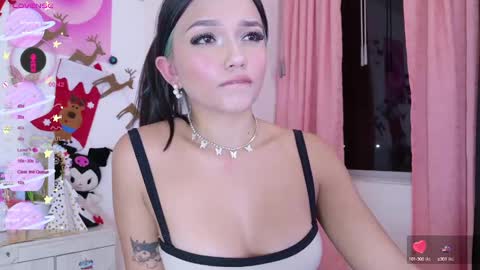 Snapshot of tianale chatting on 02-05-25, 02:29 Tiana Le online show from 02-05-25, 02:29