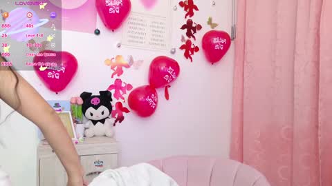 Snapshot of tianale chatting on 02-20-25, 05:01 Tiana Le online show from 02-20-25, 05:01