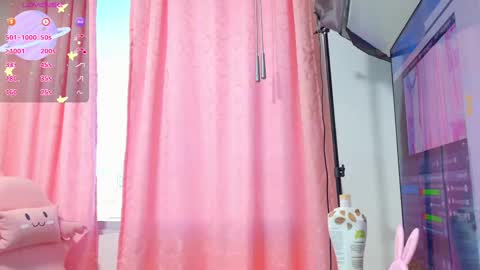 Snapshot of tianale chatting on 09-26-25, 01:09 Tiana Le online show from 09-26-25, 01:09
