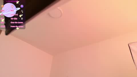 Snapshot of tianale chatting on 10-04-25, 07:56 Tiana Le online show from 10-04-25, 07:56