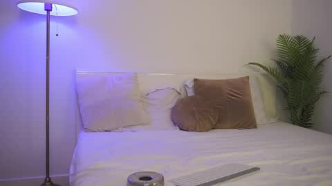 Anna online show from 02-03-26, 08:14