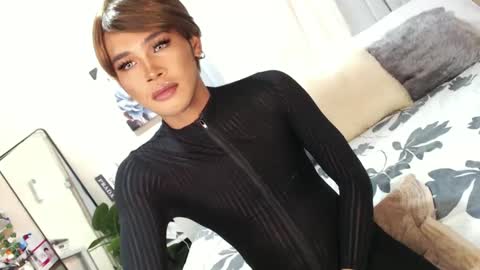 Sam online show from 02-10-25, 05:25