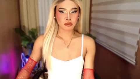 Sam online show from 09-20-25, 06:42