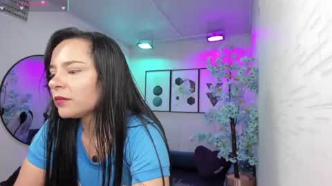 Tiara  online show from 06-24-26, 02:54