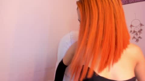 Snapshot of tiarha_ chatting on 12-20-24, 04:53 Tiarha online show from 12-20-24, 04:53