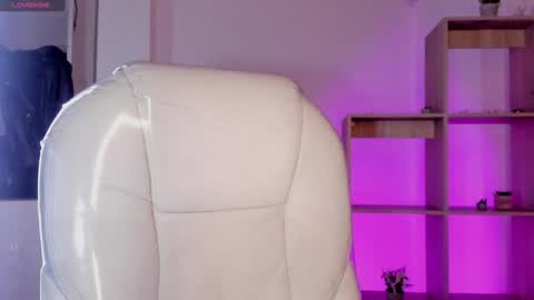 Snapshot of tiarha_ chatting on 01-22-25, 06:52 Tiarha online show from 01-22-25, 06:52