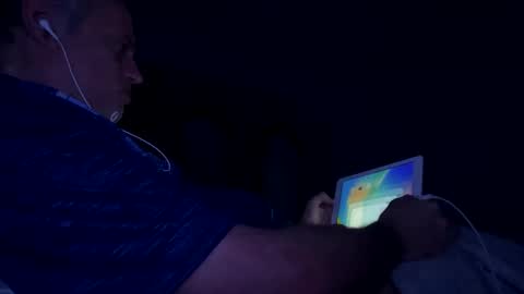 tibennn74999 online show from 01-16-25, 07:49