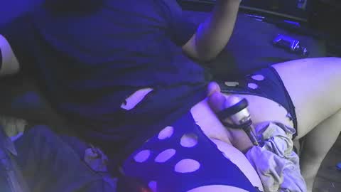 ticklemypickle67 online show from 07-04-26, 05:13