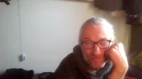 Snapshot of tiddles12345 chatting on 04-19-26, 05:40 tiddles12345 online show from 04-19-26, 05:40