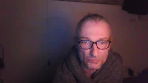 Snapshot of tiddles12345 chatting on 04-27-26, 01:47 tiddles12345 online show from 04-27-26, 01:47