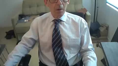 JustMe online show from 06-04-26, 02:12