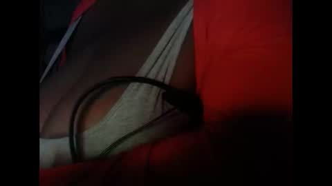 Tierra Henri online show from 12-19-25, 02:57