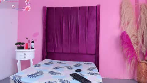 Tifani brown online show from 03-15-26, 01:06