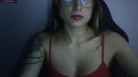 Snapshot of tifanny_a chatting on 04-16-26, 09:37 Tifanny online show from 04-16-26, 09:37