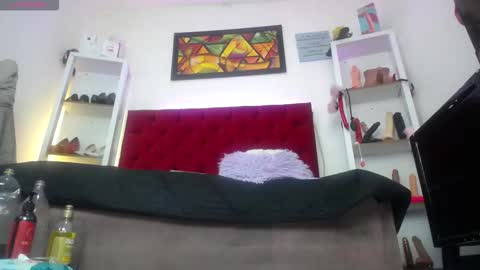 Tifanny Nails  online show from 02-12-26, 04:02