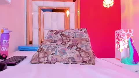 Karolina online show from 02-06-26, 08:23