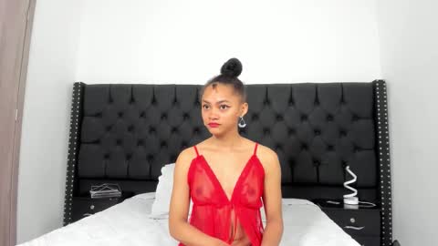 Snapshot of tifanybrown_ chatting on 11-06-25, 10:21 Tifany online show from 11-06-25, 10:21