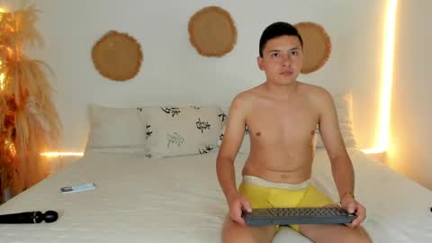 tifanyrossii online show from 05-08-26, 01:22