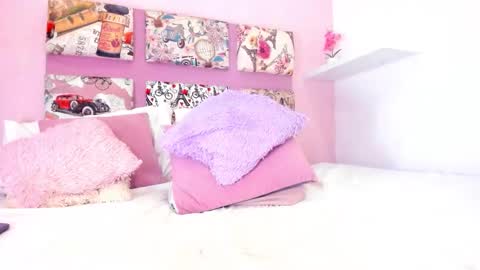 Snapshot of tiffanny_jackson chatting on 09-14-25, 01:05 Tiffanny online show from 09-14-25, 01:05