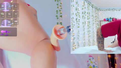 Snapshot of tiffanny_love_ chatting on 01-10-25, 03:48 Tiffanny online show from 01-10-25, 03:48