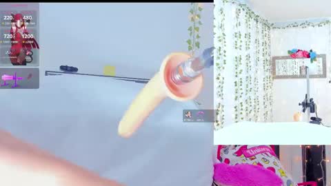 Snapshot of tiffanny_love_ chatting on 03-06-25, 09:25 Tiffanny online show from 03-06-25, 09:25