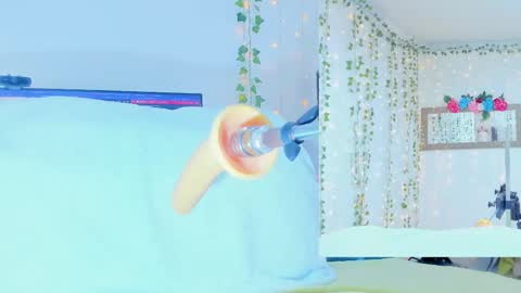 Snapshot of tiffanny_love__ chatting on 10-08-25, 09:29 Tiffanny online show from 10-08-25, 09:29