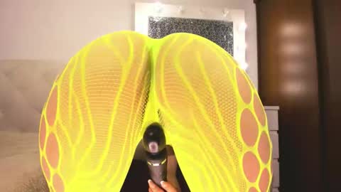 Tiff online show from 09-20-25, 04:02