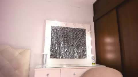 Tiff online show from 03-23-26, 04:38