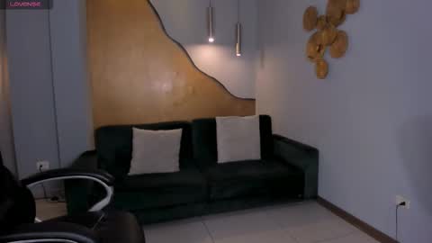 Snapshot of tiffannysins chatting on 10-03-25, 03:25 Tiffanny Sins online show from 10-03-25, 03:25