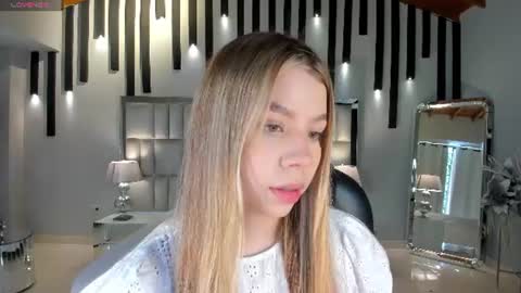 Tiffanny Sins online show from 06-14-26, 04:53