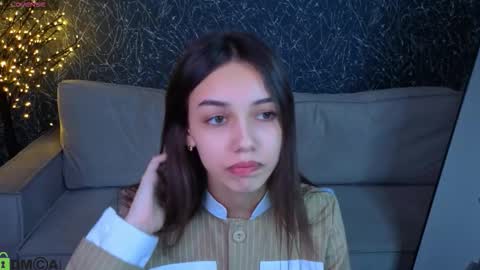 Tiffany online show from 03-09-26, 08:51