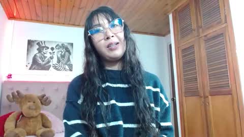 Tifanny online show from 11-05-25, 04:29