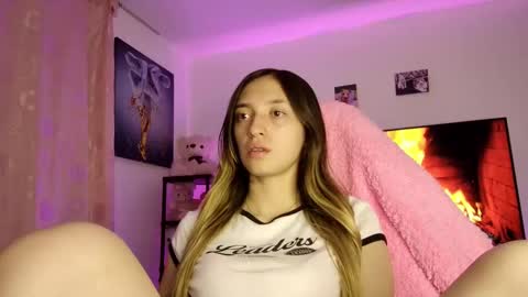 Snapshot of tiffany_bela chatting on 03-06-26, 11:23 Tiffany Bela online show from 03-06-26, 11:23