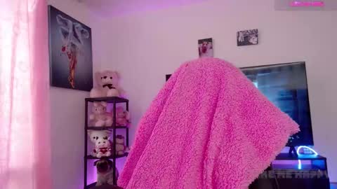 Snapshot of tiffany_bela chatting on 03-08-26, 05:06 Tiffany Bela online show from 03-08-26, 05:06