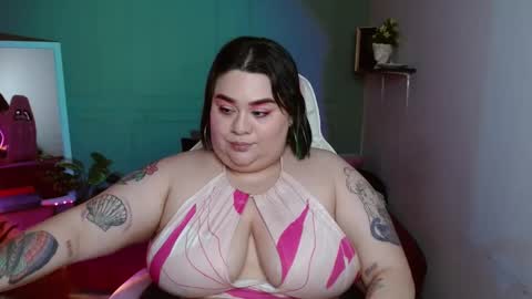 Snapshot of tiffany_laurens chatting on 01-10-25, 08:51 dont forget ask for custom vids online show from 01-10-25, 08:51